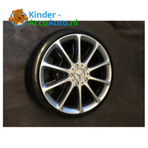 Mercedes GLA45 AMG Kinderauto Zwart 7