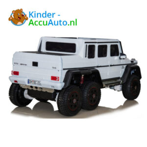 Mercedes G63 6x6 Wit 3