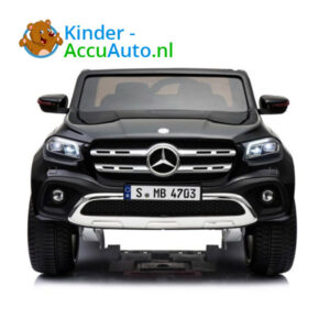 Mercedes X-class Zwart Kinderauto 2 persoons 4WD 2