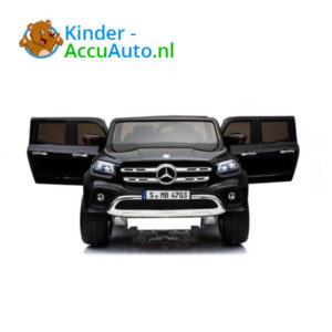 Mercedes X-class Zwart Kinderauto 2 persoons 4WD 3